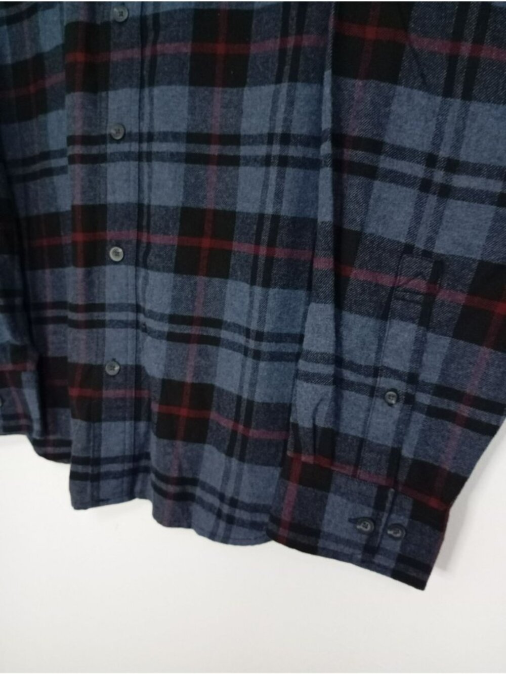 Woolrich Mens XL Blue & Red Plaid Button-Up long sleeve Shirt Cotton Blend - Picture 4 of 9